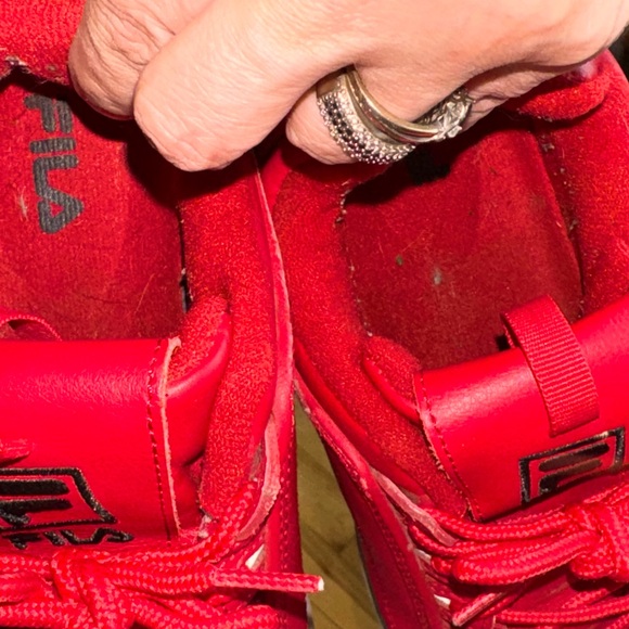 Fila disrupter Red Leather running shoes in good used condition! Size 9.5! - Picture 6 of 6